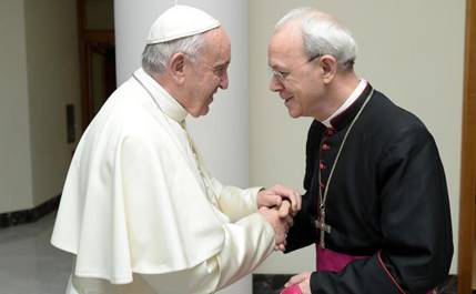 Pope_Francis_meets_Bishop_Athanasius_Schneider_810_500_75_s_c1